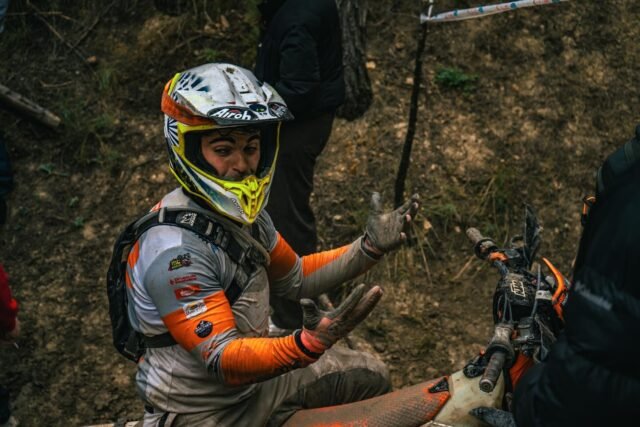 El pasado fin de semana se realizó la competición de @hardenduroexperience ⛰️🏍️ en @lapesqueraoffroadoficial 

Nuestro gran amigo @ruben_peinado 📸 estuvo por allí!!